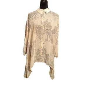 Chico's Womens 3 XL Cream Gray Paisley Button Up Shirt Tunic Blouse Hi-Low Hem